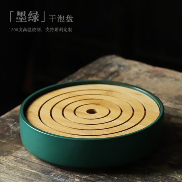 Water storage tray